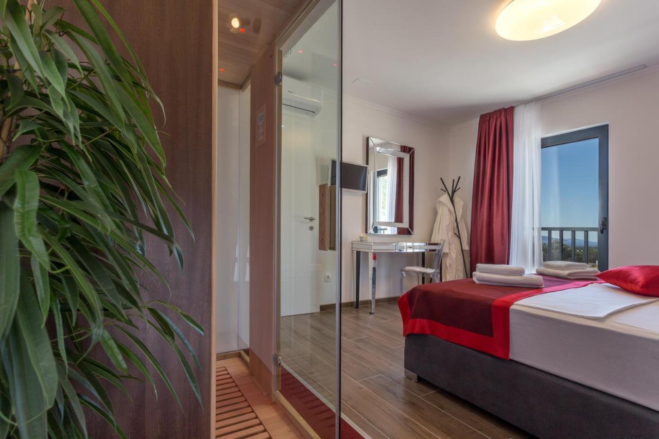 Pleasure Bol Apartment Exterior photo